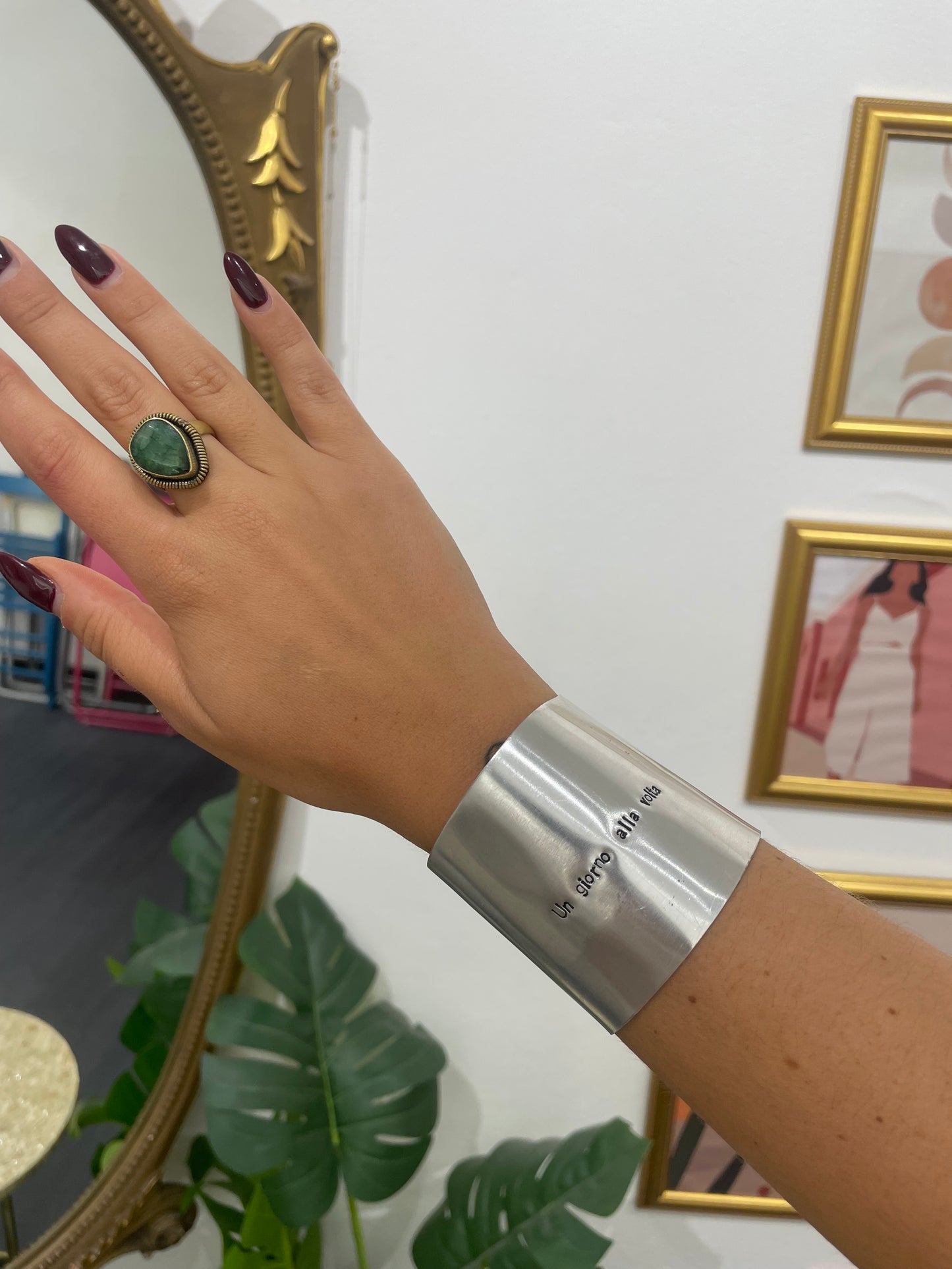 UN GIORNO ALLA VOLTA🧚‍♀️