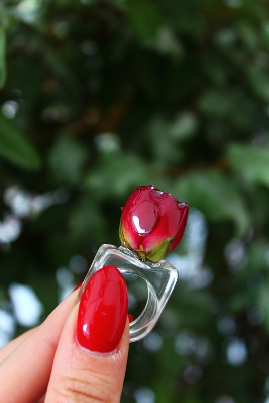 Anello Bocciolo di rosa- Fiori sulla pelle