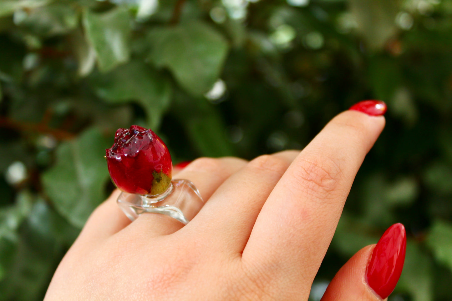 Anello Bocciolo di rosa- Fiori sulla pelle