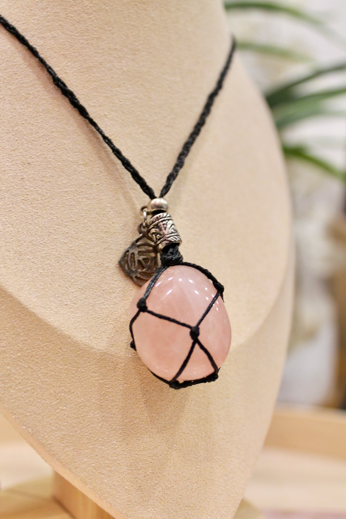Collana con quarzo rosa
