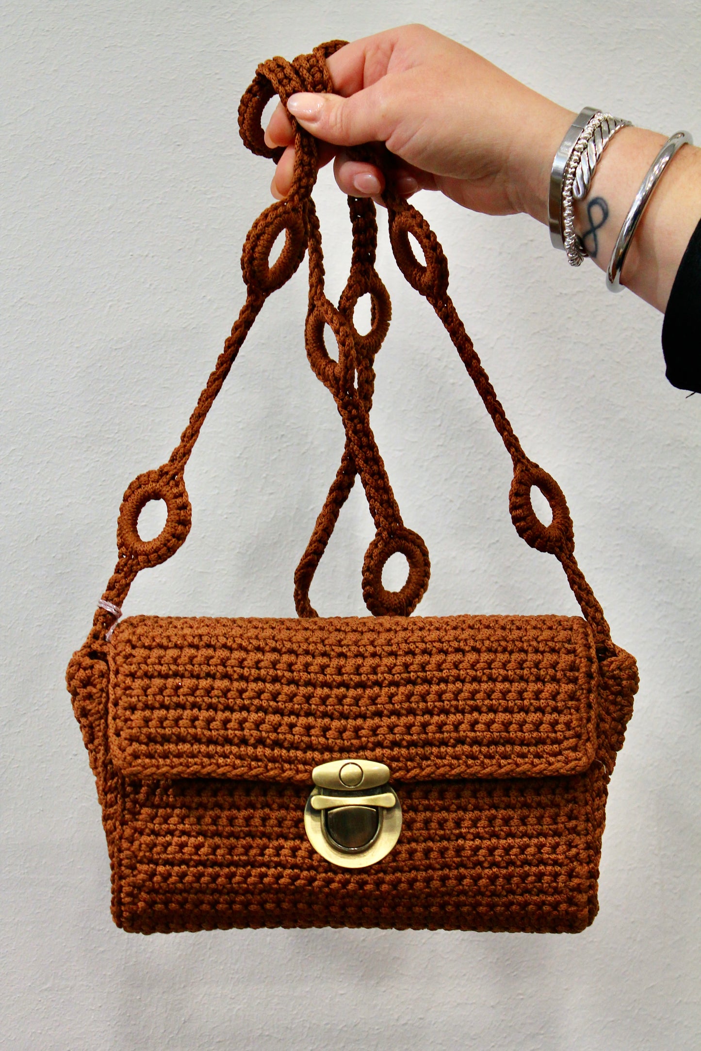 Borsa crochet tabacco