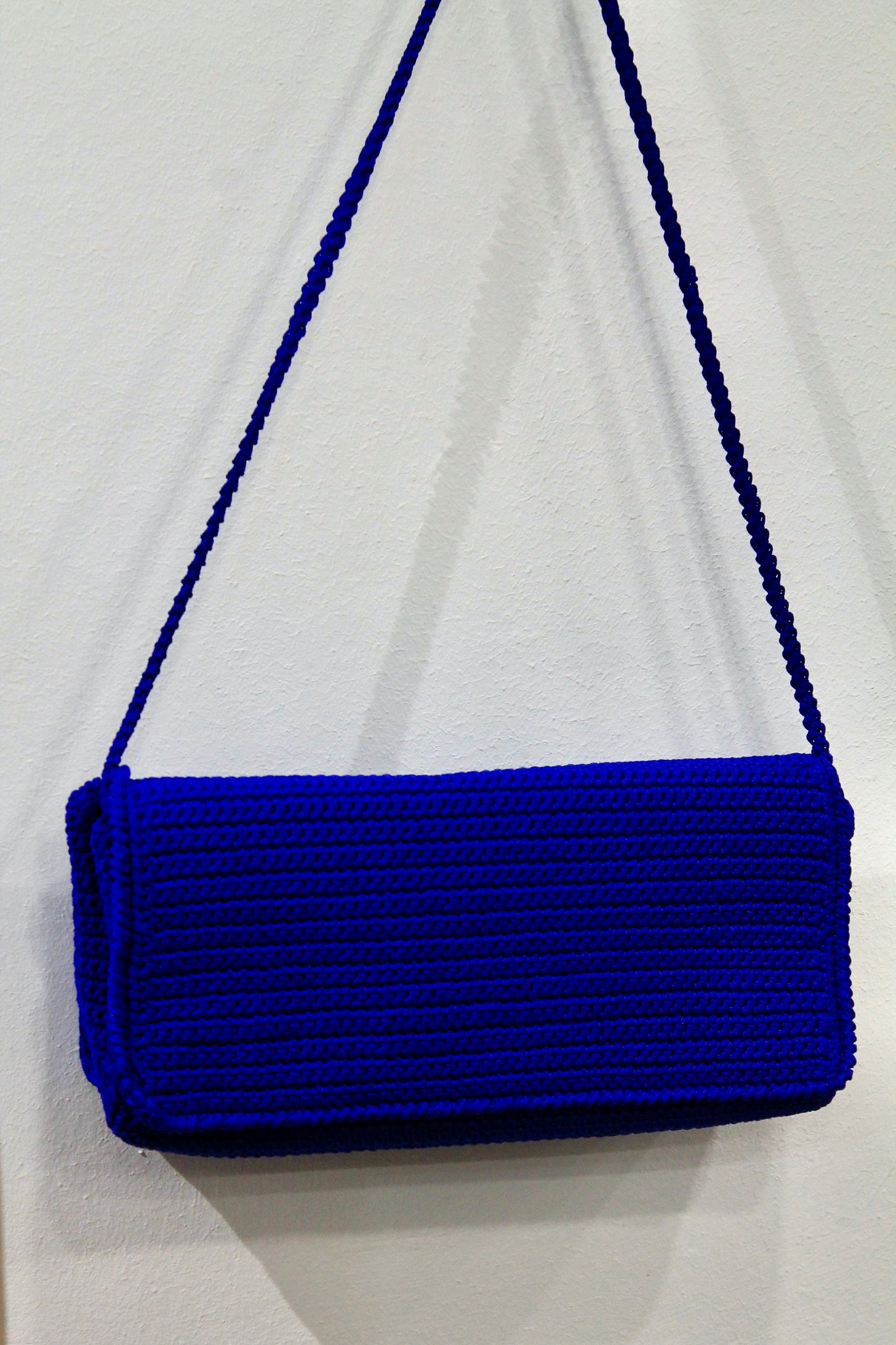 Borsa crochet blu elettrico